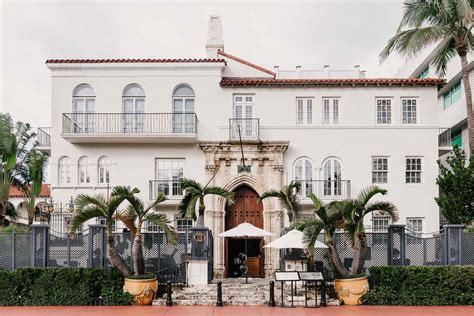 video musicale tocame location miami versace|gianni versace mansion south beach.